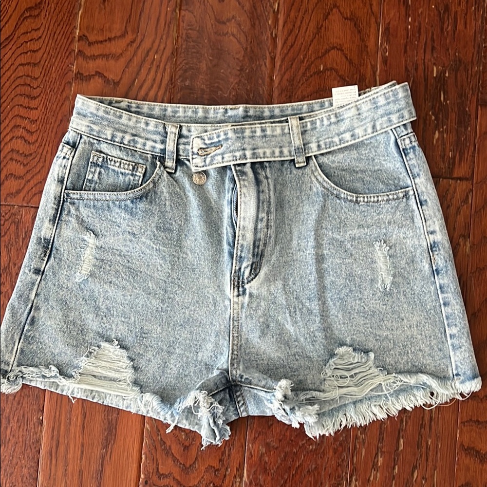Amazon Brans Denim Blue Women's Distressed Shorts